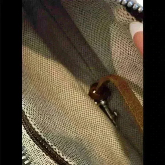 DOONEY & BURKE small hobo Monogram Bag - Picture 6 of 7